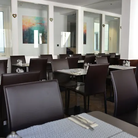 ベル ブルー ツェントゥルム ホテル ミュンヘン