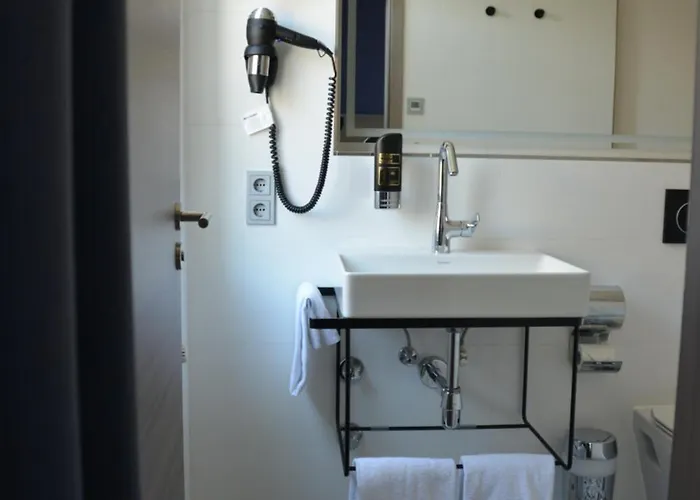 Hotell Belle Blue Zentrum 3*