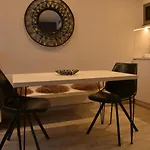 بيل بلو سنتروم فندق
